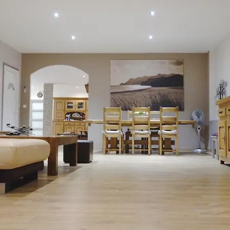 아파트 250m2 - 8mn Walking Distance Palais Festivals And