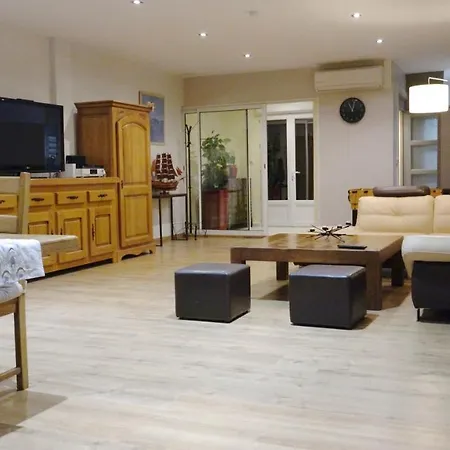 250m2 - 8mn Walking Distance Palais Festivals And