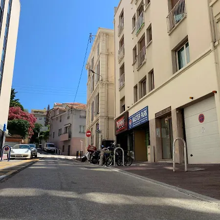 Апартаменты 250m2 - 8mn Walking Distance Palais Festivals And *