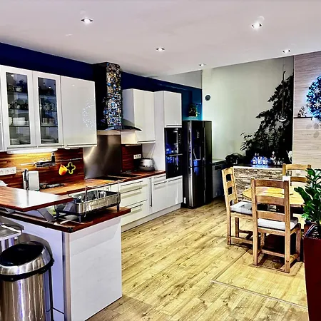 250m2 - 8mn Walking Distance Palais Festivals And *