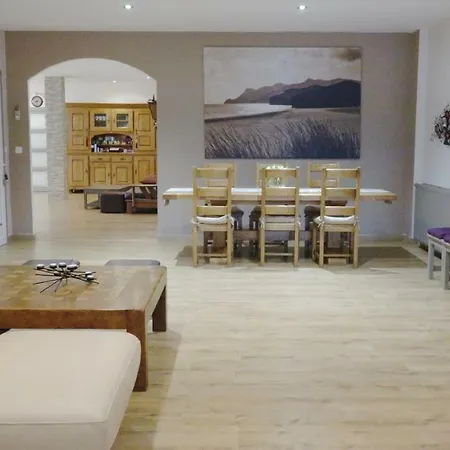 250m2 - 8mn Walking Distance Palais Festivals And Апартаменты