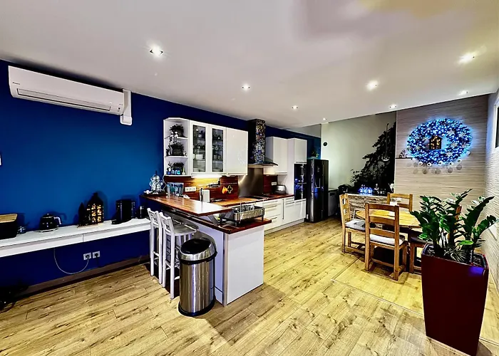 250m2 - 8mn Walking Distance Palais Festivals&beach Apartment *