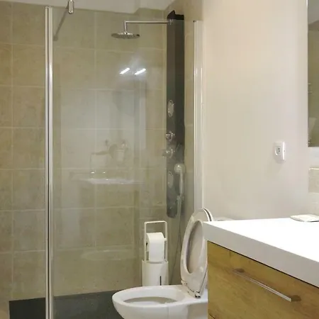 250m2 - 8mn Walking Distance Palais Festivals And